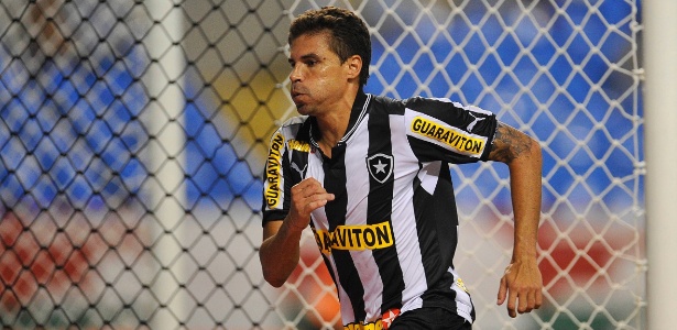 Bolívar tem contrato com o Botafogo até dezembro e quer renovar com o clube - Fernando Soutello/AGIF