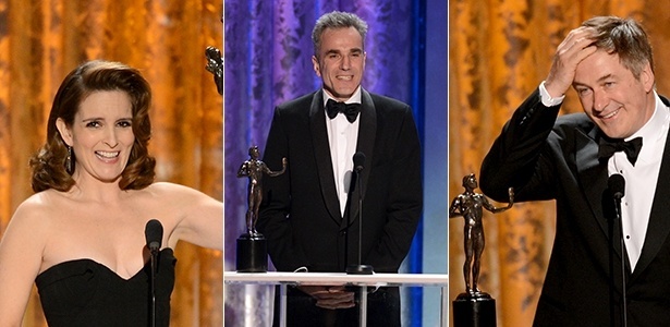 27.jan.2013 - Os atores Tina Fey, Daniel Day Lewis e Alec Baldwin, vencedores de prêmios no SAG Awards 2013 - Getty Images
