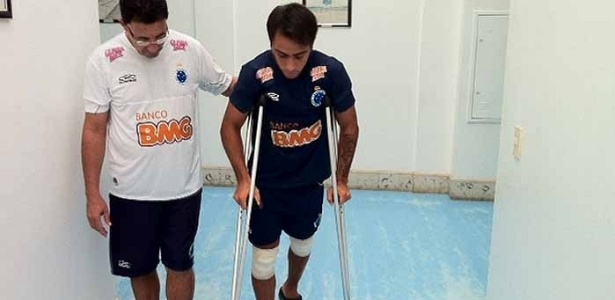 Operado sexta-feira, argentino Martinuccio já iniciou tratamento com fisioterapia - Diogo Finelli/Cruzeiro/Divulgação