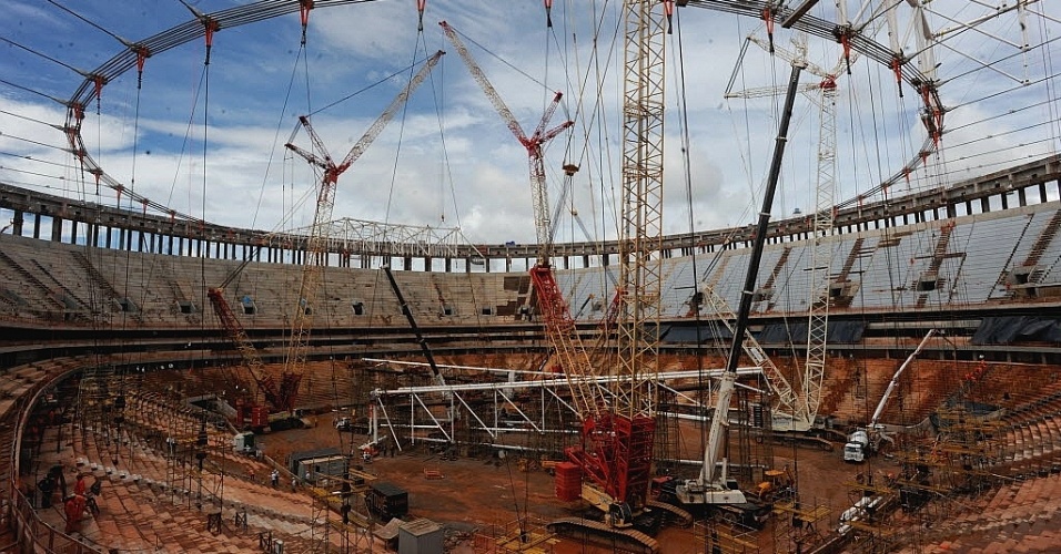28.jan.2013 - Obras do Estádio Nacional de Brasília
