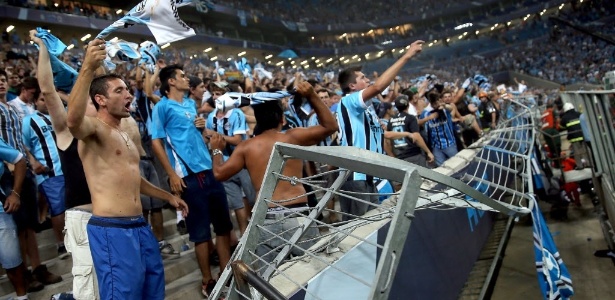 Setor que teve incidente será isolado enquanto o Grêmio estuda mudança estrutural - AFP Photo/Jefferson Bernardes