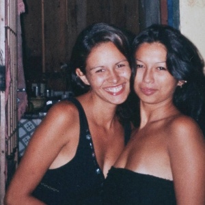  As irmãs Franciele (à esquerda), 27, e Cecília Vargas, 23, morreram no incêndio na boate Kiss, em Santa Maria (RS) - Arquivo Pessoal