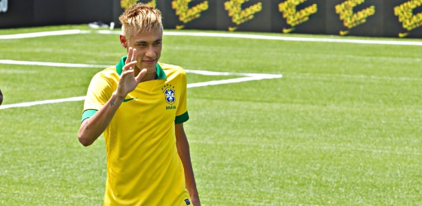 Além da pressão em campo, Neymar agora também precisa ajudar a valorizar a camisa da seleção
