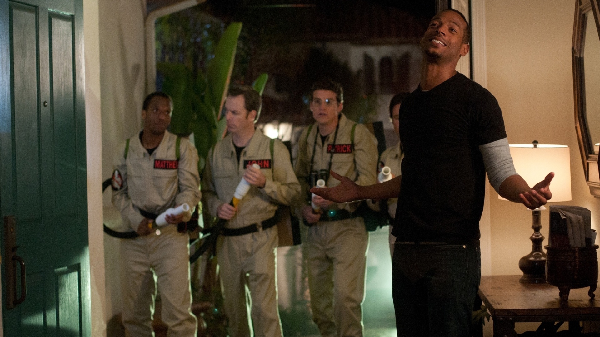 Cena do filme "Inatividade Paranormal", paródia estrelada por Marlon Wayans sobre a série de terror "Atividade Paranormal". A direção é de Michael Tiddes - Divulgação / Playarte