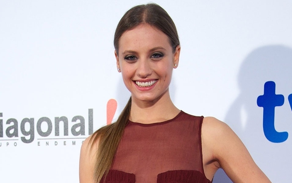 penteado baixo - Michelle Jenner - Getty Images