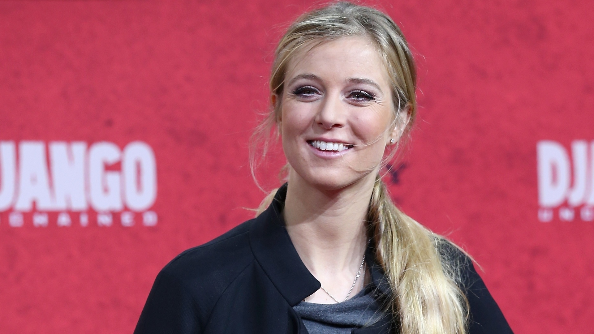 penteado baixo - Nina Eichinger - Getty Images