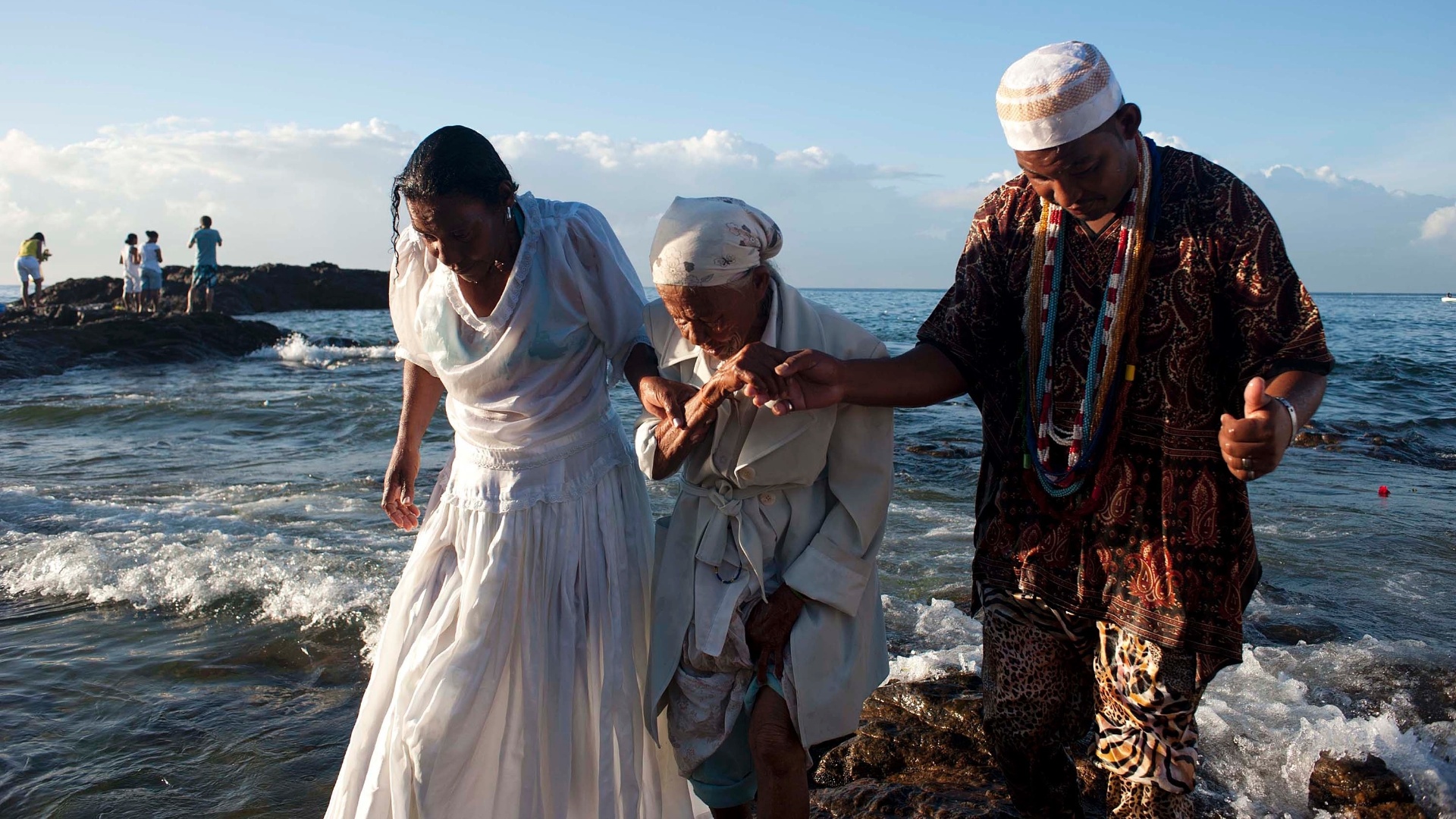 2.fev.2013 - Festa de Iemanjá, em Salvador - João Alvarez/UOL
