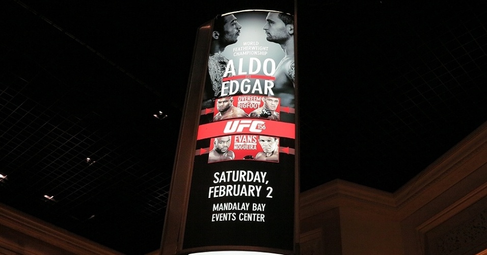 O hotel-cassino Mandalay Bay se vestiu de UFC 156 com cartazes, totens e até mesa de blackjack - Jorge Corrêa/UOL