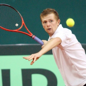 03.fev.2013 - Andrey Golubev bateu Jurgen Melzer e ajudou o Cazaquistão a passar pela Áustria e se garantir nas quartas do gripo mundial da Copa Davis - EFE/EPA/IGOR KOVALENKO