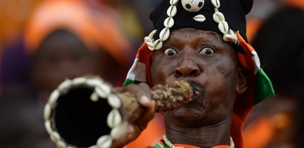 Torcedores estão arremessando vuvuzelas em jogadores e técnicos na África do Sul - Francisco Leong/AFP Photo