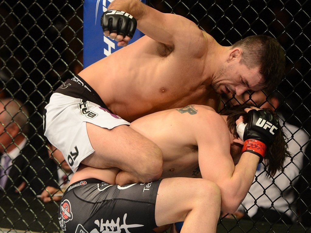 Demian Maia dominou o combate contra Jon Fitch e venceu por pontos no UFC 156 - Donald Miralle/Zuffa LLC/Zuffa LLC via Getty Images