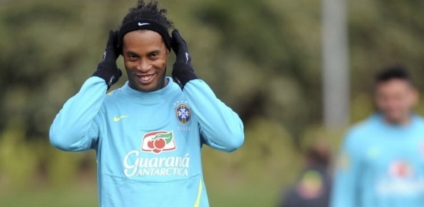 "Tinha que chegar na janta, o combinado era esse e eu cheguei", disse Ronaldinho sobre seu atraso