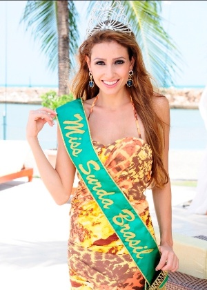 A paranaense Thaisy Payo, Miss Surda Brasil 2013 - Divulgação