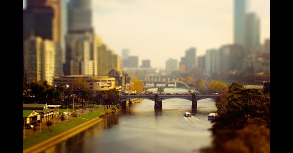 Ben Thomas usa técnica que altera foco e profundidade e é conhecido como 'encolhedor de cidades'. - Ben Thomas/www.benthomas.net.au