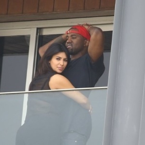 Kim Kardashian e Kanye West tem ido juntos às consultas de pré-natal