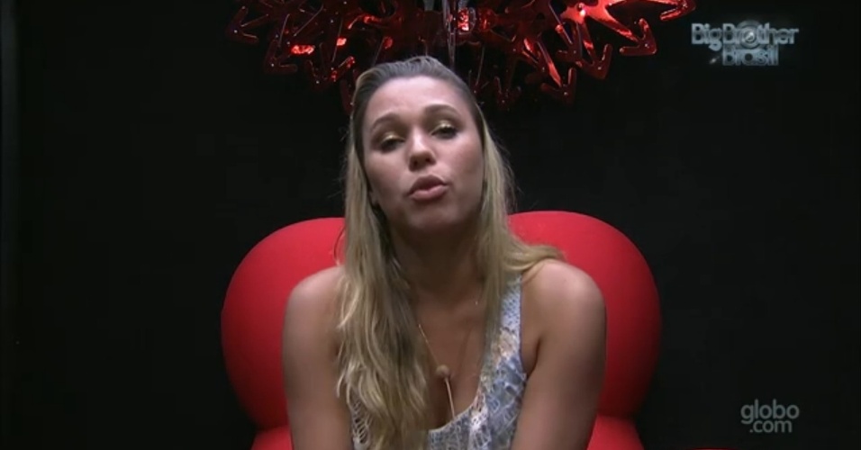 10.fev.2013 - Marien vota em Fernanda para o quinto paredão do "BBB13". Ela criticou a "falta de atenção" da sister na casa