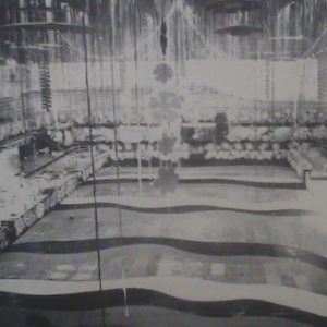Imagem do ginásio do Corinthians enfeitado para os bailes de Carnaval, febre nos anos 1960 - Reprodução/Arquivo Pessoal