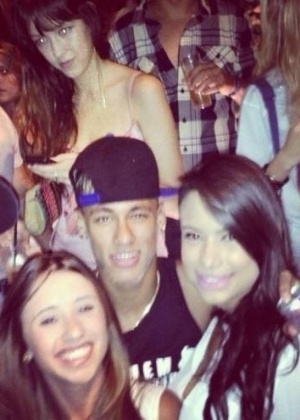 13.fev.2013 - Patrícia Jordane garante que tem um affair com Neymar há um mês - Reprodução/Facebook