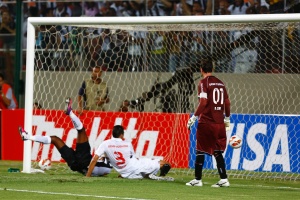 Cuca enaltece inteligência de R10 na estreia com vitória do Atlético-MG  na Libertadores - 14/02/2013 - UOL Esporte