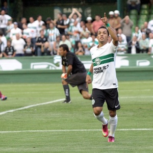 Rafinha fez dois gols e acabou sendo um dos protagonistas da vitória do Coritiba sobre o Toledo - site oficial do Coritiba