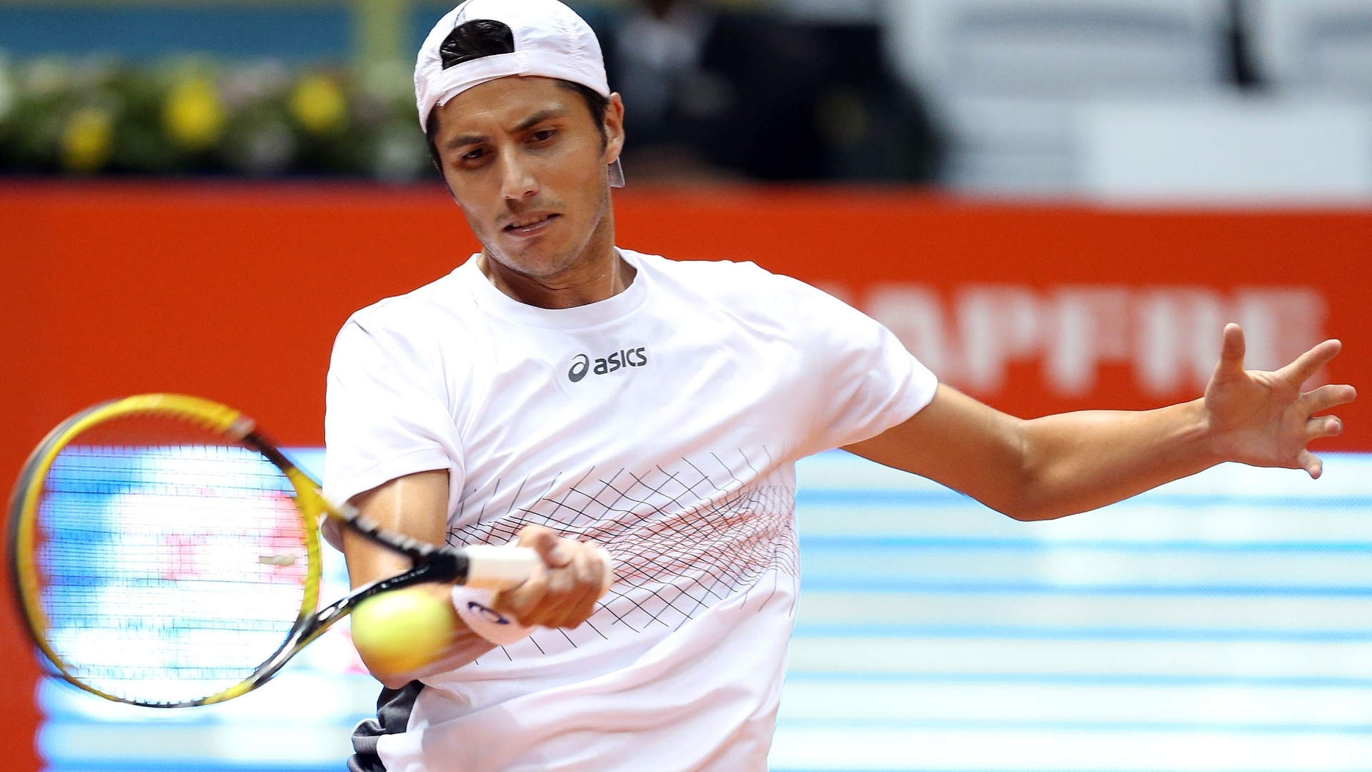 14.fev.2013 - Nicolas Almagro enfrenta Paul Capdeville no Aberto do Brasil - Gaspar Nobrega/inovafoto