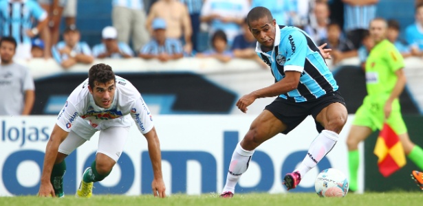 Atacante Welliton está disponível para deixar o Grêmio, mas não acertou saída - Lucas Uebel/Preview.com