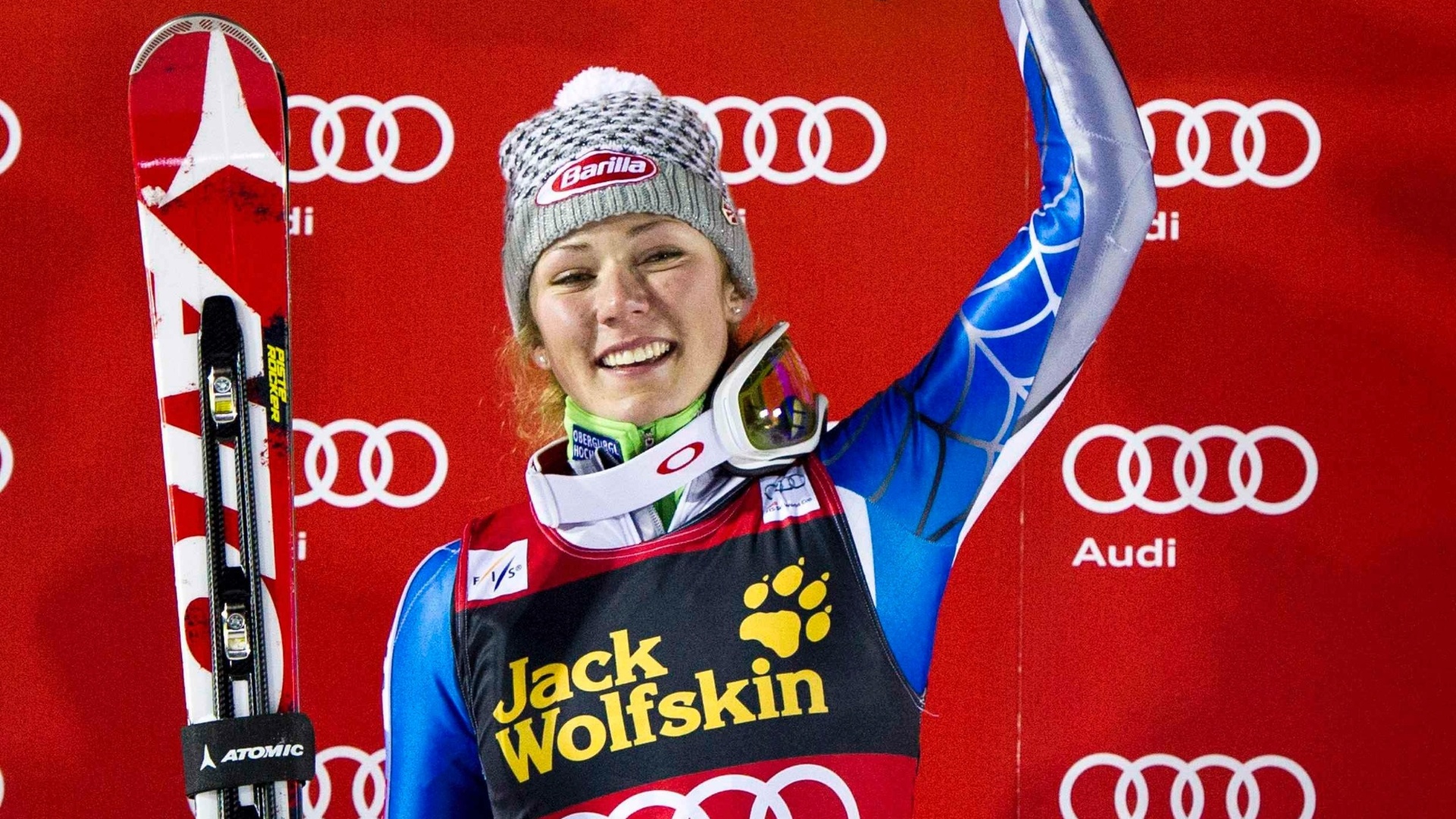 20.dez.2012 - Americana Mikaela Shiffrin comemora vitória na Copa do Mundo de esqui, na Suécia - Pontus Lundahl/Scanpix/Reuters