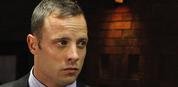 Pistorius é acusado de premeditar a morte de sua namorada em fevereiro deste ano -  REUTERS/Siphiwe Sibeko
