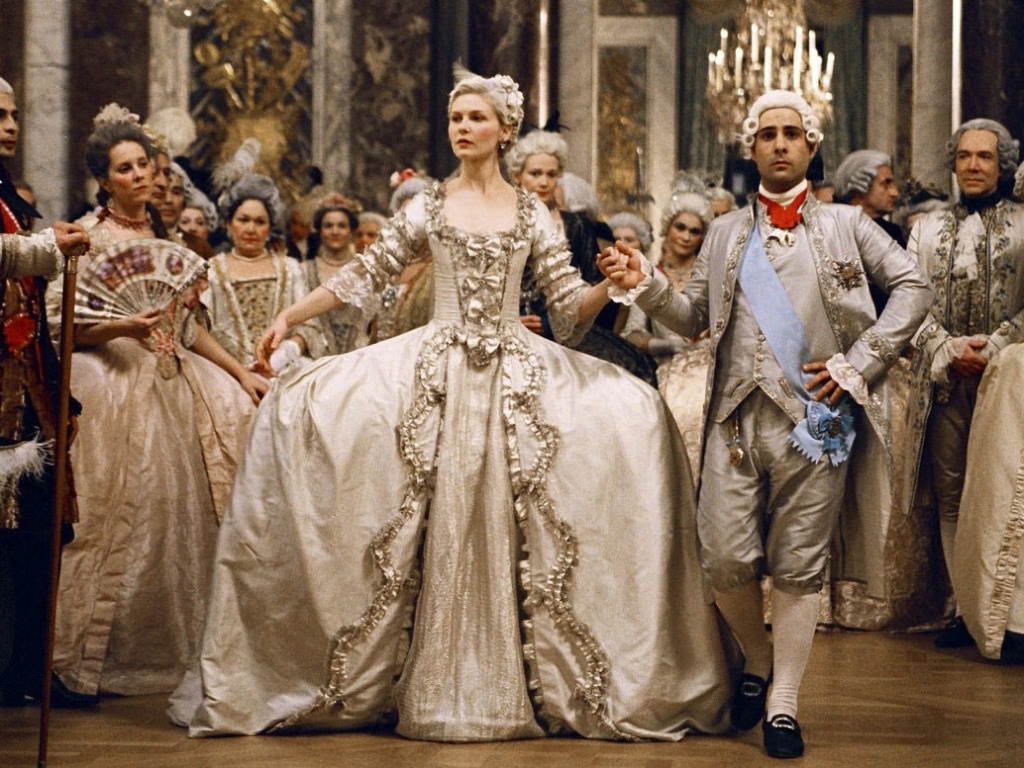 Kirsten Dunst em "Maria Antonieta" (2006) - Reprodução/"Maria Antonieta"