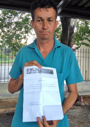 O taxista João Balbino está entre os que foram proibidos de usarem banheiro da igreja - Eduardo Schiavoni