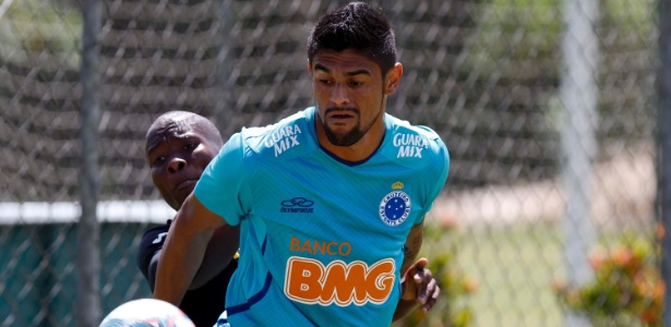 Luan atuou como titular em jogo-treino do Cruzeiro contra o Progresso e fez dois gols - Washington Alves/Vipcomm