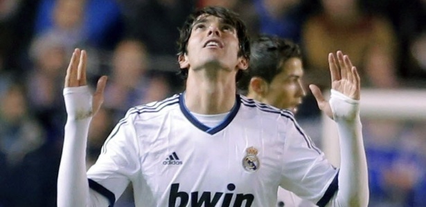 Kaká comemora ao marcar gol de empate do Real Madrid contra o La Coruña - Lavandeira jr/EFE