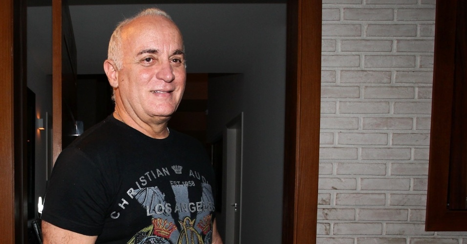 25.fev.2013 - Fernando Pires no aniversário de 40 anos de Wellington Muniz, o Ceará do "Pânico" em sua casa em São Paulo
