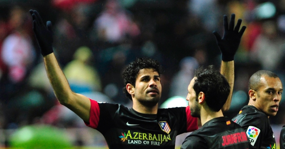 27.fev.2013 - Brasileiro Diego Costa comemora gol do Atlético de Madri sobre o Sevilla, pela Copa do Rei