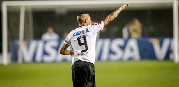 O Corinthians, de Guerrero, aparece entre os melhores do mundo em ranking - Leandro Moraes/UOL