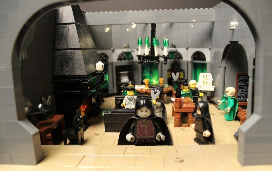 Sala do professor Severus Snape é reproduzida em castelo feito com 400 mil peças de Lego - Bippity Bricks/Flickr