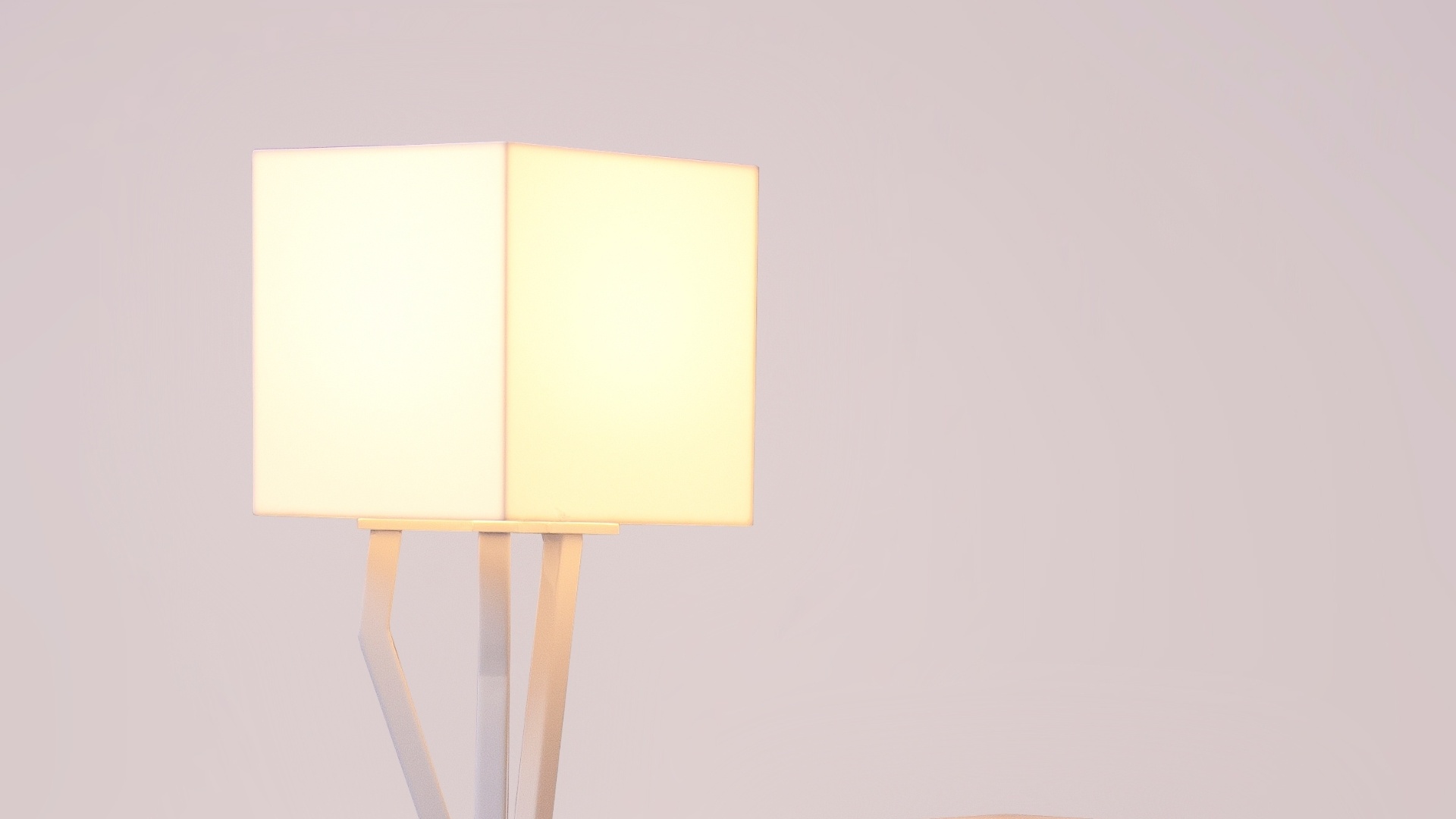 A luminária de mesa  Mimo! visa reproduzir a natureza em pequena escala. Uma das versões de cúpula possui desenhados a fim de projetar sombras que lembram as de um pequeno bosque. Por sua vez, a luminária de piso  Equilíbrio! é inspirada nas copas das árvores que suportam ventos e tempestades - Divulgação