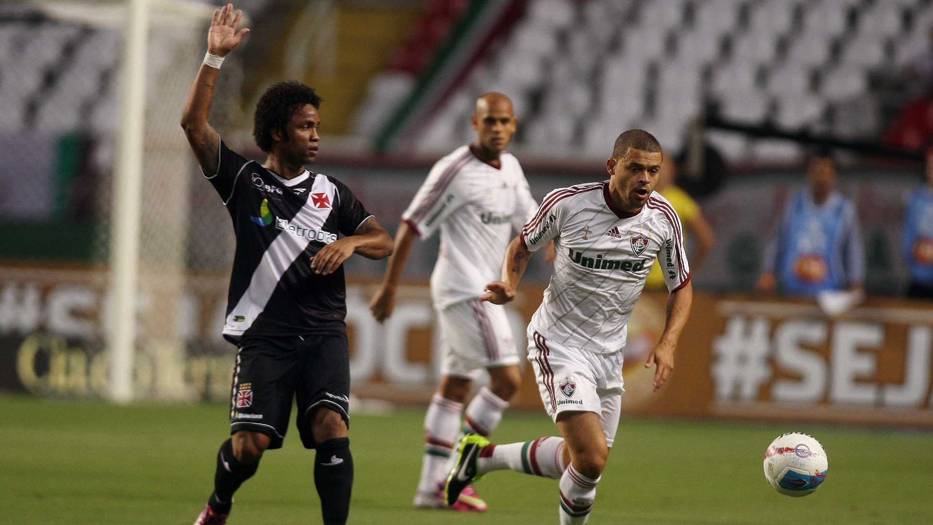 Vasco tinha vantagem do empate na semifinal da Taça Guanabara, mas venceu o Fluminense por 3 a 2 - Agência Photocamera