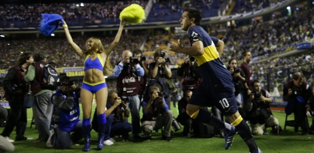 Riquelme foi o primeiro atleta do Boca a entrar no gramado - AP Photo/Natacha Pisarenko