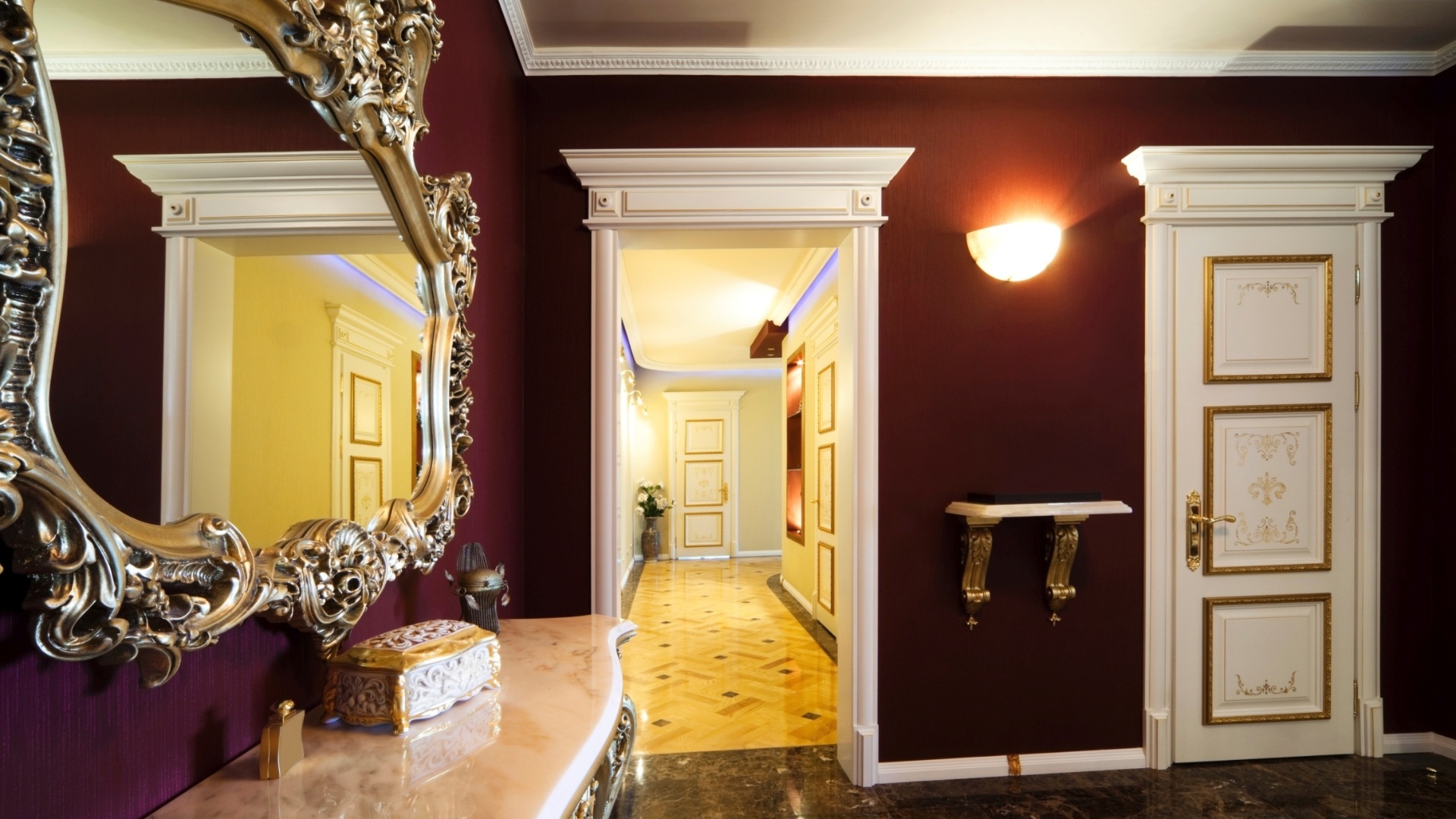 Nada de abrasivos: para a limpeza de espelhos, passe jornal, sem muita pressão, para não riscar. A peça ficará brilhando! Fonte: Adriana Teixeira, 42, dona de casa, mãe de dois filhos, jornalista e autora do livro ?Guia da Dona(o) de Casa Moderna(o)? - Getty Images