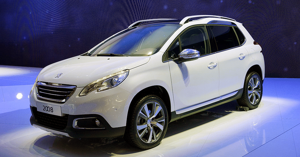 Peugeot 2008 de produção é apresentado no Salão de Genebra 2013 - Newspress