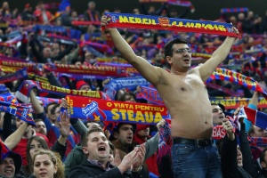 Time sem nome: campeão europeu em 86, Steaua tem crise de identidade