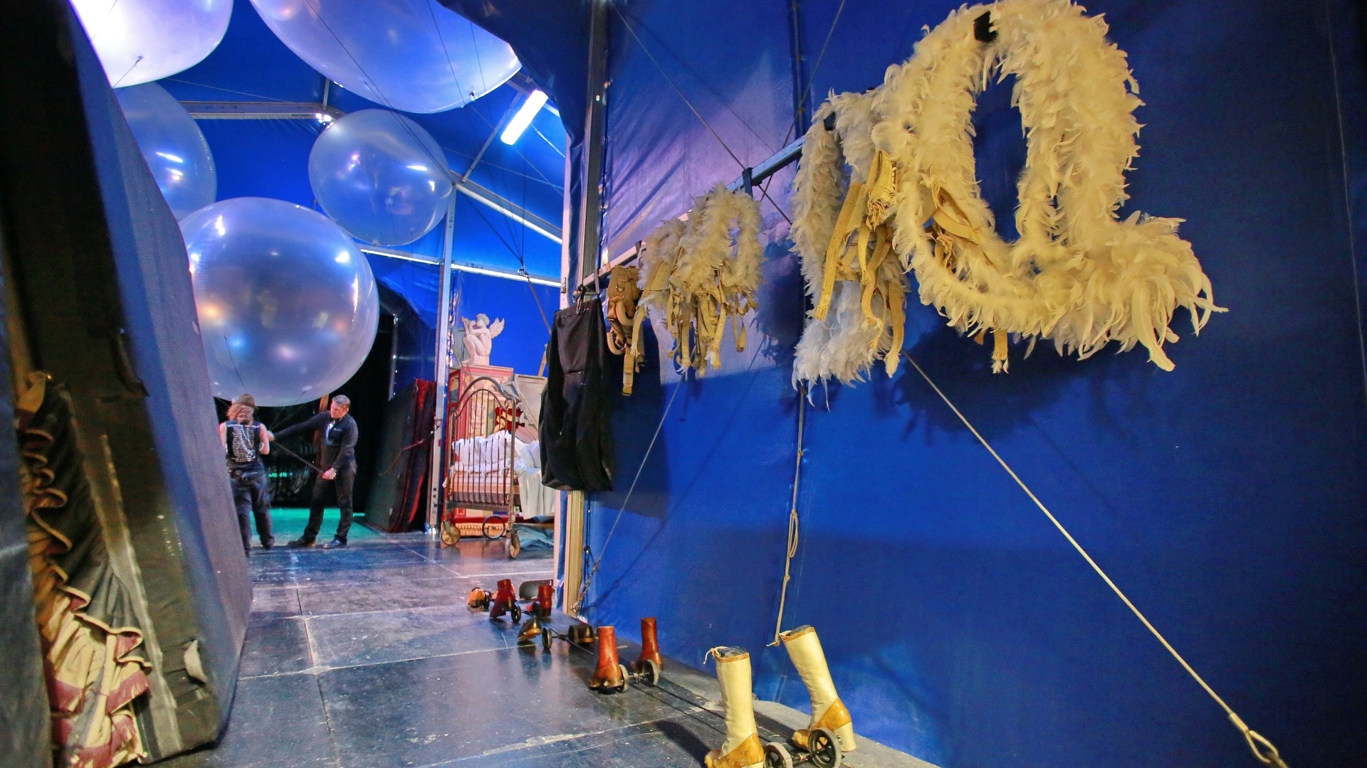 Espaço onde os artistas do Cirque du Soleil ensaiam o espetáculo "Corteo", em Hamburgo - MRossi/Divulgação