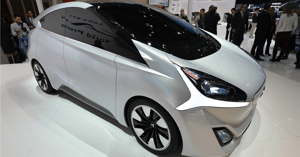 Mitsubishi CA-MiEV Diesel Hybrid Concept - Martial Trezzini/EFE