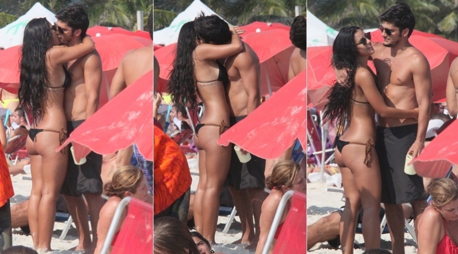 9.mar.2013 - Bruno Gissoni e Yanna Lavigne trocaram beijos na praia da Barra da Tijuca, zona oeste do Rio. Yanna interpreta Tamar em "Salve Jorge" e Bruno poderá ser visto em "Flor do Caribe"