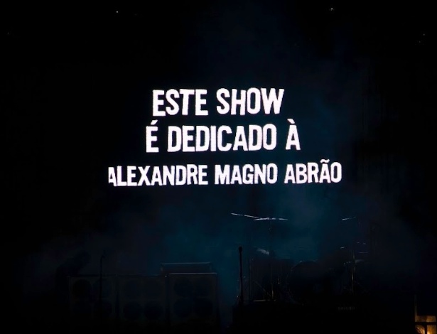 ~9.mar.2013 - De volta aos palcos, O Rappa se apresentou na Estância Alto da Serra, em São Bernardo do Campo, ABC Paulista. A banda homenageou Chorão, vocalista da banda Charlie Brown Jr., encontrado morto em seu apartamento na madrugada de quarta-feira (6) - Eduardo Ramos/Divulgação