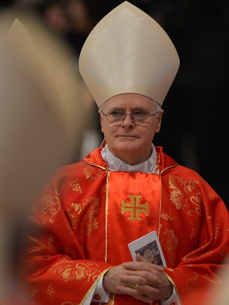 12.mar.2013 - 12.mar.2013 -  Dom Odilo Scherer, arcebispo de São Paulo, assiste à missa em basílica, no Vaticano - Gabriel Bouys/AFP