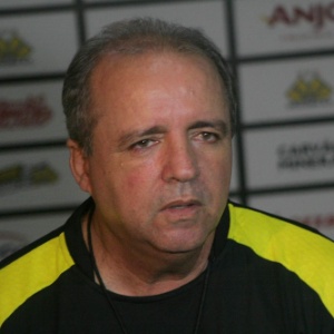 Após vaga na Copa BR, o técnico Vadão admite que 'viverá quatro dias de Chapecoense
