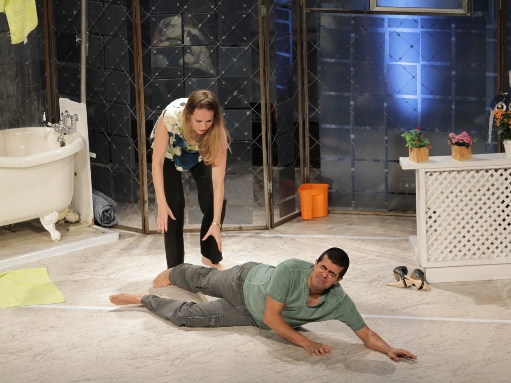 13.mar.2013 - Fernanda Rodrigues e Marcius Melhem apresentaram o espetáculo "Enfim, nós" em um teatro no centro do Rio - Foto Rio News