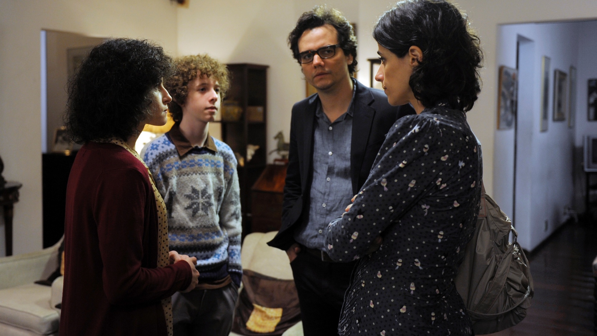 Cena do filme "A Busca", de Luciano Moura. Estrelado por Wagner Moura, Lima Duarte, Mariana Lima e Brás Antunes, filho do cantor Arnaldo Antunes, o longa conta a história de um pai que procura pelo filho desaparecido. Uma das atrações da Mostra de São Paulo em 2012, o filme chega ao circuito nacional com trilha sonora composta pelo ex-titã. - Divulgação / Downtown Filmes e Paris Filmes